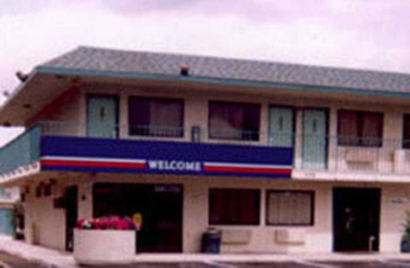 Motel 99 Fresno Exterior photo